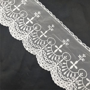 Bordure en dentelle brodée en tulle de 12 cm avec maille festonnée croisée pour la décoration de garnitures - Product Image 3