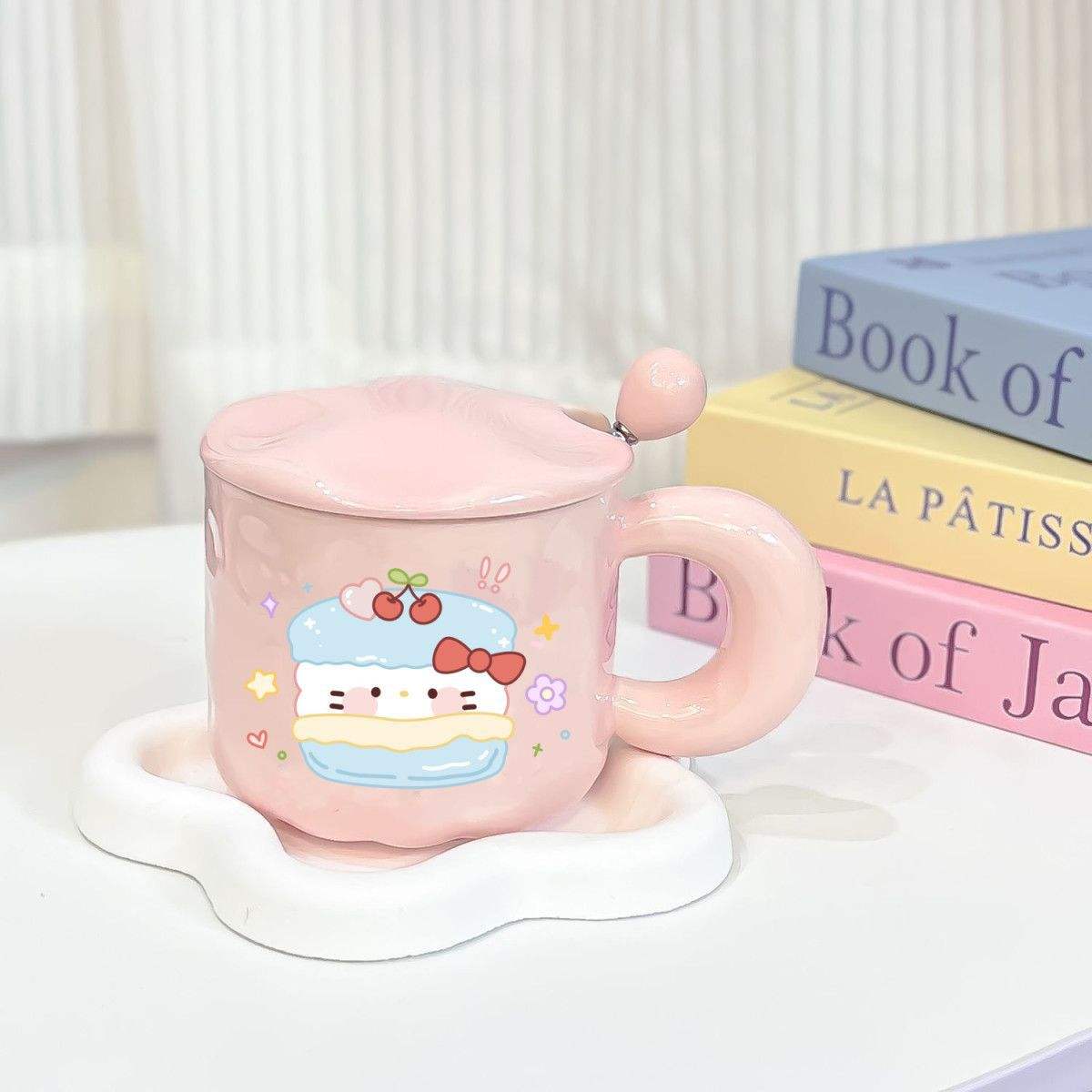 เบอร์เกอร์สีชมพู ที แคท ลิ้นช้อน