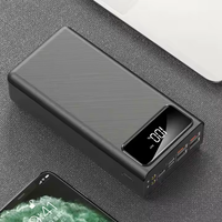 Banques d'alimentation 50000mAh LOGO OEM Double lumière LED Banque d'alimentation Haute capacité Batterie de secours Chargeur avec quatre ports USB de charge
