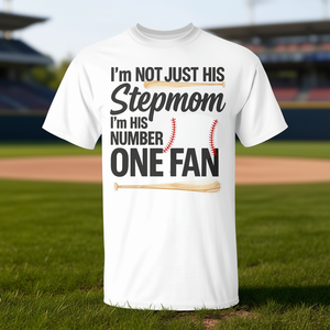 No soy solo su madrastra, soy su fan número uno, camiseta de béisbol para adultos, unisex, manga corta, cuello redondo, impresión digital - Product Image 3