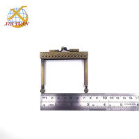 2024 Prix Abordable 7.6*6.5cm Fermoir à Clic en Laiton Vieilli pour Accessoires de Sacs, Porte-Monnaie et Porte-Cartes (Personnalisable, Tendance)