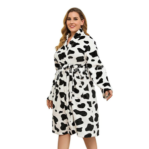 Camicia <span class=keywords><strong>da</strong></span> <span class=keywords><strong>notte</strong></span> calda <span class=keywords><strong>da</strong></span> donna autunno e inverno flanella spessa di <span class=keywords><strong>grandi</strong></span> dimensioni Casual <span class=keywords><strong>da</strong></span> donna abbigliamento per la casa <span class=keywords><strong>da</strong></span> 100.00kg che la sorella grassa può indossare - Product Image 5