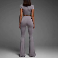 F230404 2025 Ensemble de yoga pour femme : Pantalon large évasé personnalisé et débardeur de sport taille haute ample – Tenue de sport pour la gym