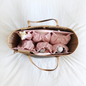 Tas Organizer tas popok Tote bayi portabel Logo kustom dengan 11 saku merah muda nilon ibu tas tangan dompet sisip