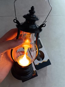 Meilleure Vente : Lanterne à Huile LED Rétro Suspendue, Lampe à Bougie pour Noël, Mariage, Nouvel An, Fêtes, Décoration de Vacances, Livraison Rapide - Product Image 5
