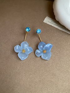 Pendientes de Resina Coloridos Inspirados en <span class=keywords><strong>Coquetas</strong></span>, con Cristales en Forma de Gota, Chapados en Oro, Hipoalergénicos - Product Image 2