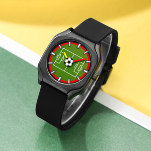 Montre sport à thème football avec logo personnalisé <span class=keywords><strong>pour</strong></span> événements mondiaux de football, conception de terrain OEM ODM, montre à quartz avec bracelets interchangeables - Product Image 4