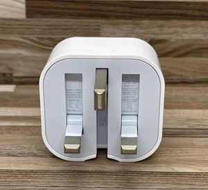 Blanco UK Plug 20W USB C Adaptador de corriente plegable <span class=keywords><strong>Cargador</strong></span> de <span class=keywords><strong>cable</strong></span> de carga rápida para <span class=keywords><strong>Apple</strong></span> para iPhone 16 5V/1A Protección OTP - Product Image 2