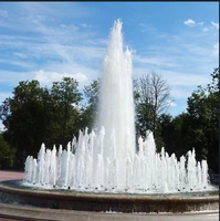 Fontaine à jet d'eau haute pression ronde en acier inoxydable, directement de l'usine, avec jets en arc couronnés LED RGB DMX512 pour les places urbaines