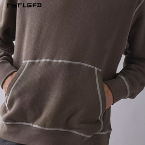 Sweat-shirt à capuche brodé style workwear pour homme, en coton biologique recyclé GRS, écologique, robuste, avec poche kangourou, coupe oversize - Product Image 4