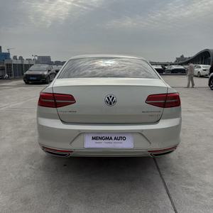 Vente de voiture personnelle à moitié prix Berline |   Volkswagen VW Magotan 2018 Facelift 330TSI DSG Édition Luxe |   Expédition mondiale par mer/terre - Product Image 4