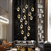 Plafonnier LED suspendu en cristal au design moderne, luminaire décoratif d'intérieur, idéal pour des escaliers