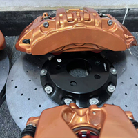 Système de freinage à disques céramiques, étriers à 6 pistons à l'avant, étriers à 1 piston à l'arrière pour les séries benz AMG A45 C63s E63s S63 G63 G55