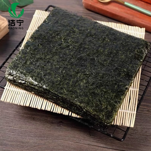 Vente en gros directe d'usine Algues grillées de qualité supérieure Nori <span class=keywords><strong>Sushi</strong></span> Rolls Snack japonais dans un emballage en or style séché - Product Image 3
