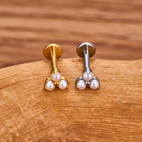 Anting-anting titanium ASTM F136 16G, anting-anting mutiara untuk tragus, helix, lobe, anting-anting labret, anting-anting bibir, anting-anting hidung, perhiasan tindik fesyen.