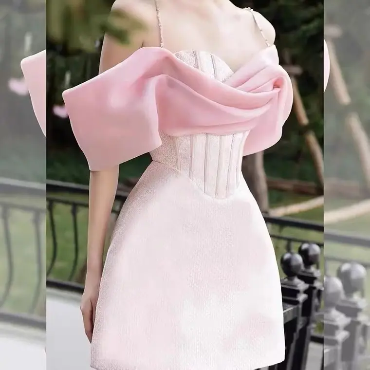 Formelle Élégante Bandage Moulante Midi Sans Manches Dame Élégante Longueur Au Genou Rose Robes De Cocktail Robes De Soirée Femmes