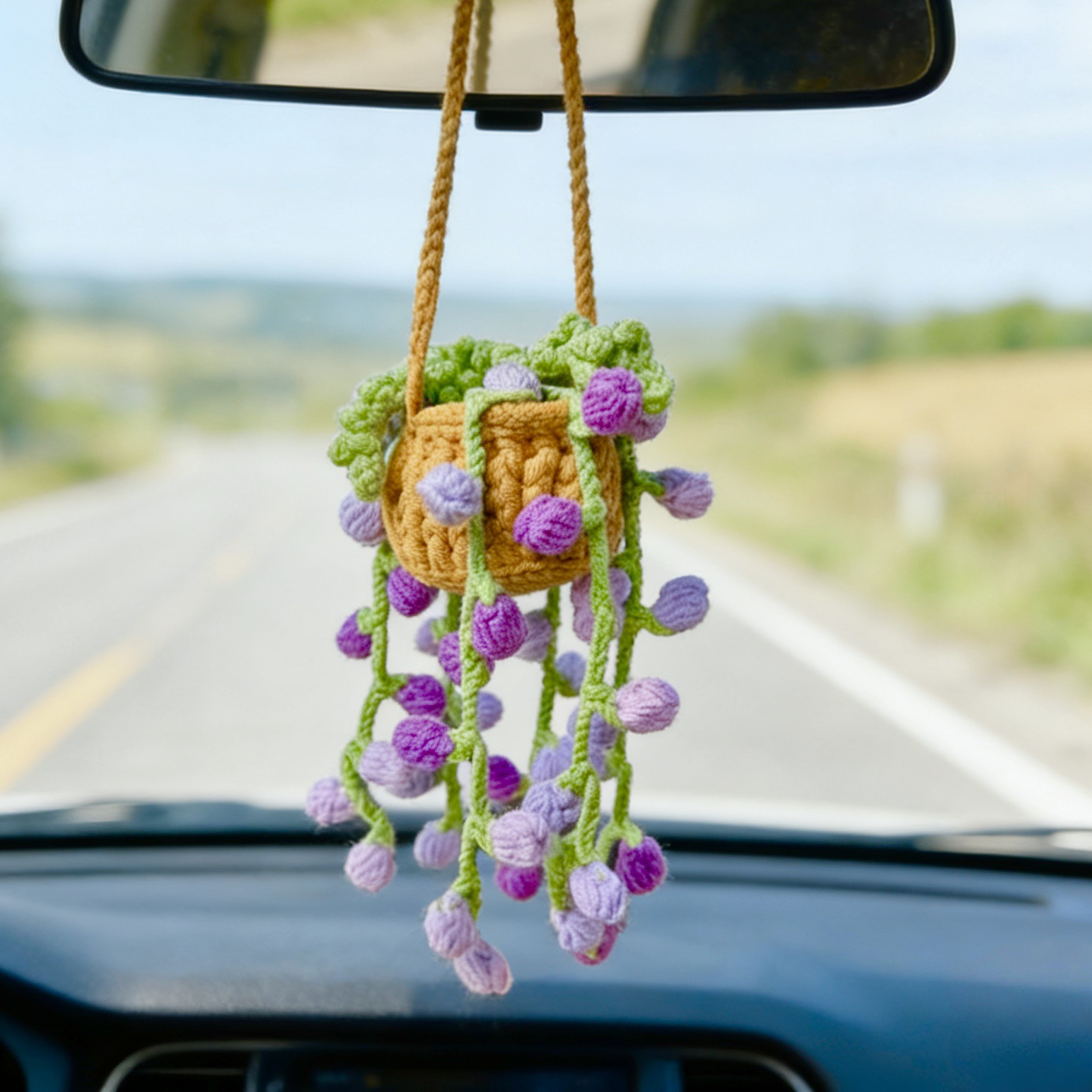 Panier suspendu à fleurs violettes dégradées - panier à rayures jaunes
