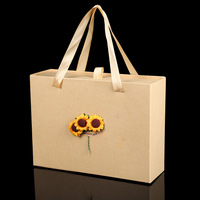 Scatola di Cartone Riciclabile di Lusso Personalizzata con Rivestimento in Spugna per Abbigliamento Femminile, T-Shirt, Cosmetici e Confezioni Regalo