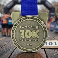 [LuckyCraft/2026] Medaglia Sportiva Personalizzata in Bronzo Anticato con Rilievo 3D per Maratona River Run 100 e Premiazione per i Finalisti di Canottaggio