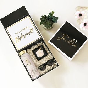 Luxury Gold Foil Stamping At Box Bound Packaging Boxes Bridesmaid Set Bridesmaid Gift Box