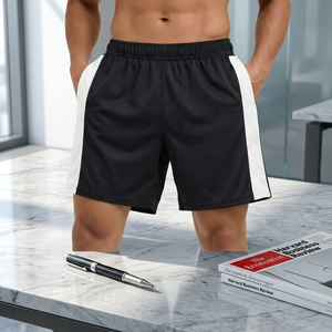 Shorts de sport noirs pour hommes avec bandes latérales blanches, taille élastique, séchage rapide, en polyester tissé, taille mi-haute, short athlétique - Product Image 3