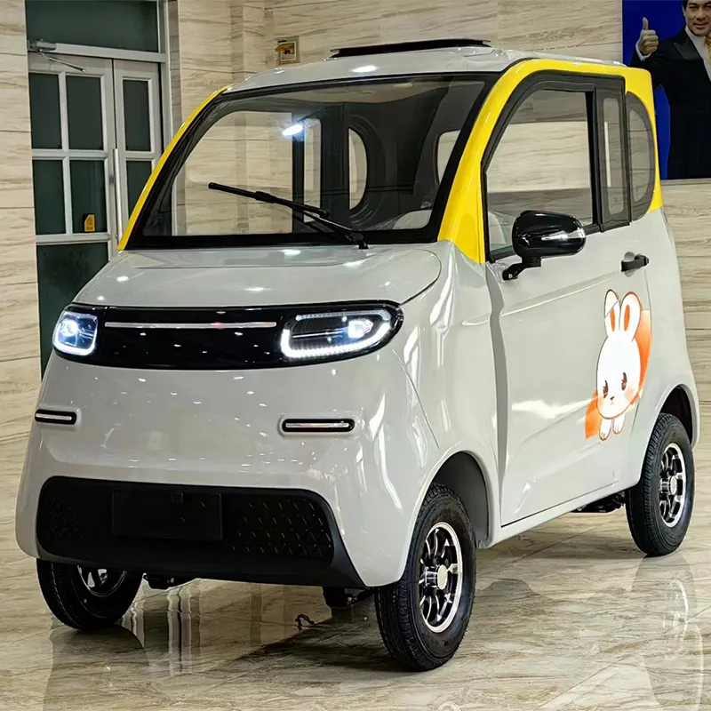 Sản xuất tại Trung Quốc 4 bánh xe mini Xe điện năng lượng mới xe cho gia đình