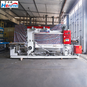 Machine <span class=keywords><strong>de</strong></span> collage automatique <span class=keywords><strong>à</strong></span> noyau en nid d'abeille en aluminium pour une ligne <span class=keywords><strong>de</strong></span> production <span class=keywords><strong>de</strong></span> collage uniforme <span class=keywords><strong>de</strong></span> tôles - Product Image 5