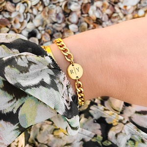 Bijoux personnalisés sans ternissement, grosse déclaration de femme, chaîne cubaine en acier inoxydable, disque gravé, lien de <span class=keywords><strong>gourmette</strong></span> <span class=keywords><strong>initiale</strong></span>, Bracelet - Product Image 3