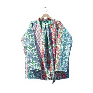 Chaqueta de Algodón Acolchada Floral Hecha a Mano en India, Estilo Jaipuri Vintage, Mangas Largas, Reversible, Secado Rápido, para Otoño, Corta, para Fiestas - Product Image 1