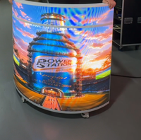 Écran LED GOB P2.5 en forme de vague, luminosité 650 nits, maintenance frontale magnétique, écran créatif pour réception intérieure, 3840 Hz