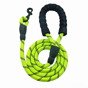 Correa de Nailon Reflectante para Perros, con Mango Suave, Ideal para Escalar Montañas, Correr y Rastrear - Product Image 4
