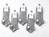 Chaussettes élégantes en coton pour tenue de travail moderne
