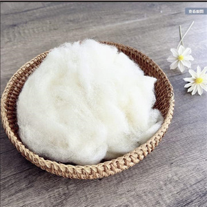 바늘 펠팅을 위한 2oz 카드화된 양고기 양모 채우기 배팅, 니트 장난감, 공예품, 밝은 창작, 베개 필러, 박제 - Product Image 5