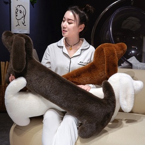Vente en gros d'usine : Nouveaux jouets en peluche amusants, oreillers doux en forme de Teckel de 110 cm pour <span class=keywords><strong>lit</strong></span> - Product Image 1