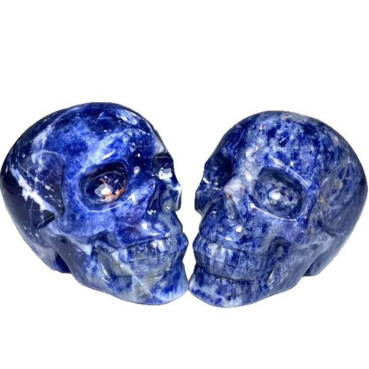 กะโหลกโซดาไลต์สีน้ำเงิน