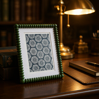 Cadre photo artisanal en bois de bouleau vert foncé avec perles, style bohème, écologique, avec support en velours pour utilisation sur table, OEM