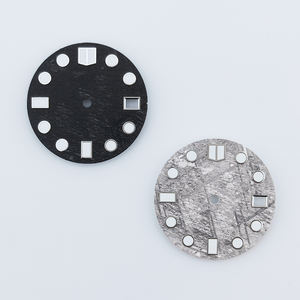 Personnalisable 28.5mm Date Lumineux En Laiton Montre-Bracelet Avec NH35 Mouvement 3 8 4 2 Horloge Cadran Stérile et Propre Logo - Product Image 1