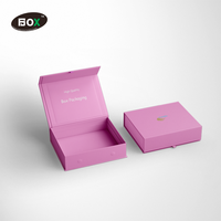 Boîte cadeau rose personnalisée avec logo, imperméable, gaufrée, avec doublure en éponge pour produits de beauté et cils