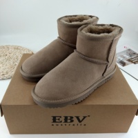 Sepatu Bot Kulit Domba Sepatu Bot Pria Sepatu Bot Salju Kulit Produk Baru Sepatu Musim Dingin Cokelat Bernapas untuk Wanita Sepatu Bot & Bootie Kasmir TPR