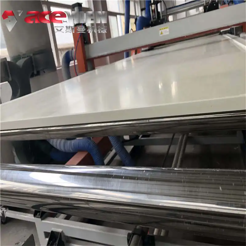 Máquina de fabricación de tablero de espuma de PVC WPC impermeable, máquina de extrusión de tablero de gabinete de cocina de PVC