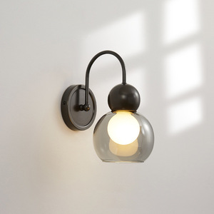 โคมไฟติดผนังทองแดงแท้สไตล์มินิมอลระดับไฮเอนด์ สำหรับบ้าน แสงไฟหรูหรา ดีไซน์ศิลปะ เหมาะสำหรับห้องนอน บันได ห้องโถงทางเข้า - Product Image 1