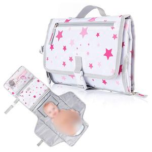 <span class=keywords><strong>Cambiador</strong></span> portátil, <span class=keywords><strong>cambiador</strong></span> impermeable para bebés, para mamás y papás, bolsa de almacenamiento multiusos - Product Image 2