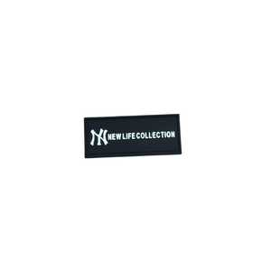 Patch en caoutchouc PVC souple rectangulaire personnalisé avec logo 3D en relief pour vêtements et sacs - Product Image 2