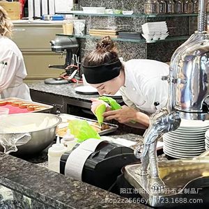 Wholesale 22pcs <b>Roll</b> Green Food Grade Plastic Disposable Pastry <b>Bags</b> Model for Cake Cream Piping Cake <b>Tools</b> - Product Image 5