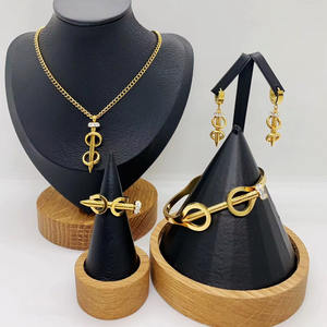 18K altın kaplama Dubai sıcak satış marka paslanmaz çelik çift yüzük birbirine düğün parti kadınlar için takı seti toptan - Product Image 4