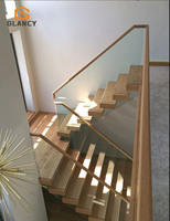 Rampe d'escalier et de balcon intérieure en verre trempé noir mat moderne, balustrade en verre sans cadre, main courante