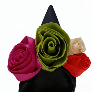 รองเท้าส้นสูงแบบผูกเชือกประดับดอกไม้หลากสีสัน ดีไซน์ใหม่สำหรับผู้หญิง ทำจากผ้าไหม ส้นเข็ม สายรัดข้อเท้า - Product Image 4