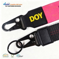 Fabricant de porte-clés durables avec sangle de poignet, logo en silicone imprimé par transfert thermique personnalisé, avec mousqueton