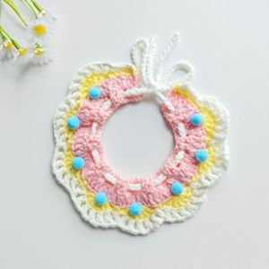 Bavoir tricoté rose adorable pour chats et chiens, idéal pour les photos et pour décorer les petits chiens tels que les Bichons Frises et les Teddy Bears. - Product Image 1