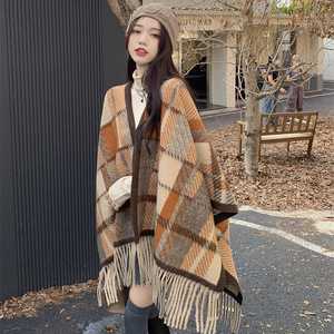 <span class=keywords><strong>2025</strong></span> Novo Clássico Inverno Quente <span class=keywords><strong>Poncho</strong></span> De Viagem Xales Mulheres Oversize Xadrez Padrão Manto Cabo Senhoras Imitar <span class=keywords><strong>Poncho</strong></span> De Caxemira - Product Image 1